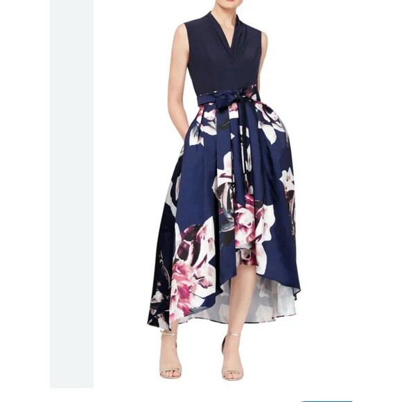 L'Atiste Womens Maxi Low And hight  Floral Skirt Blue Floral  Size M - Picture 1 of 9